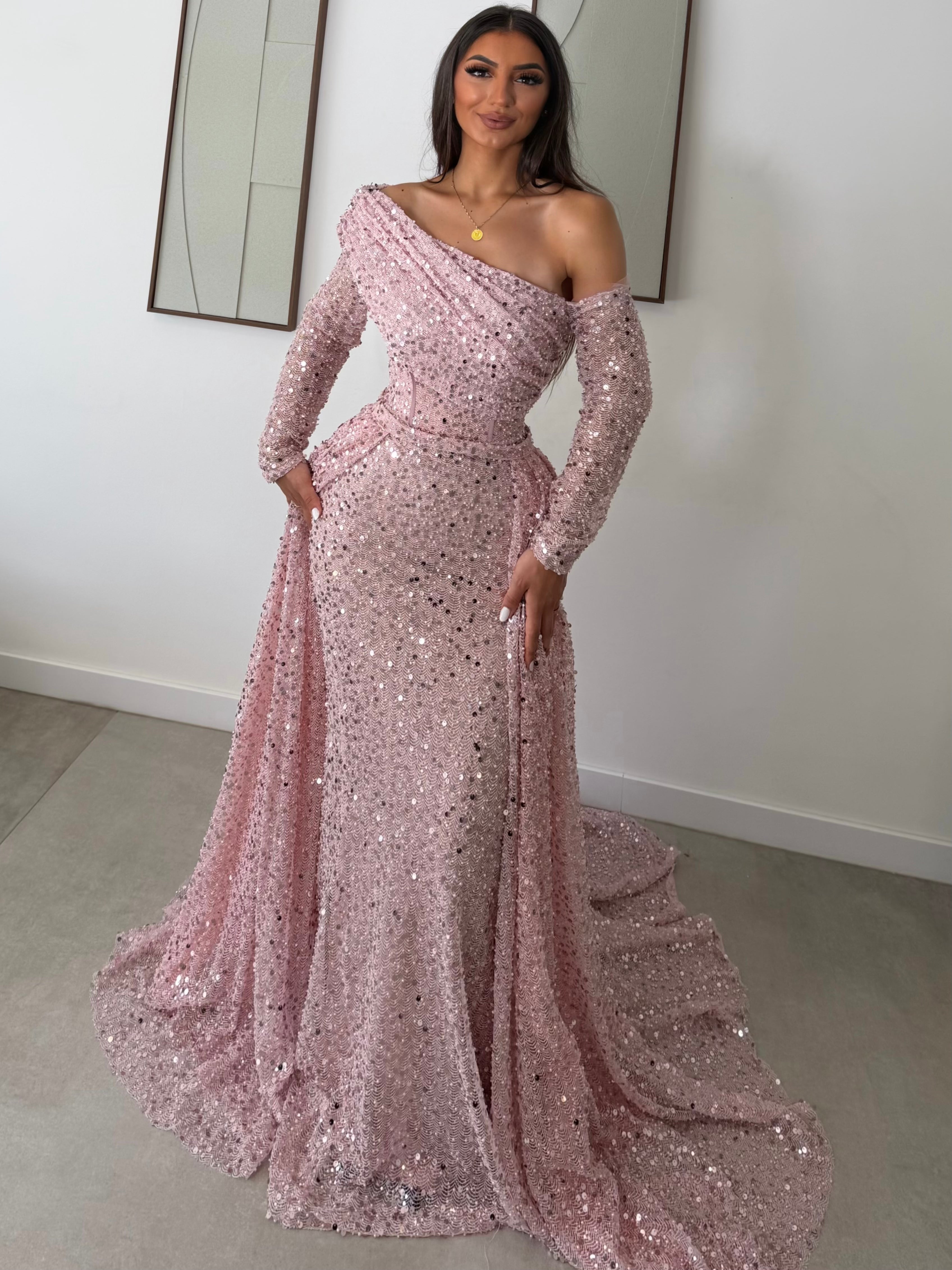 Haute Couture Ava design soft pink