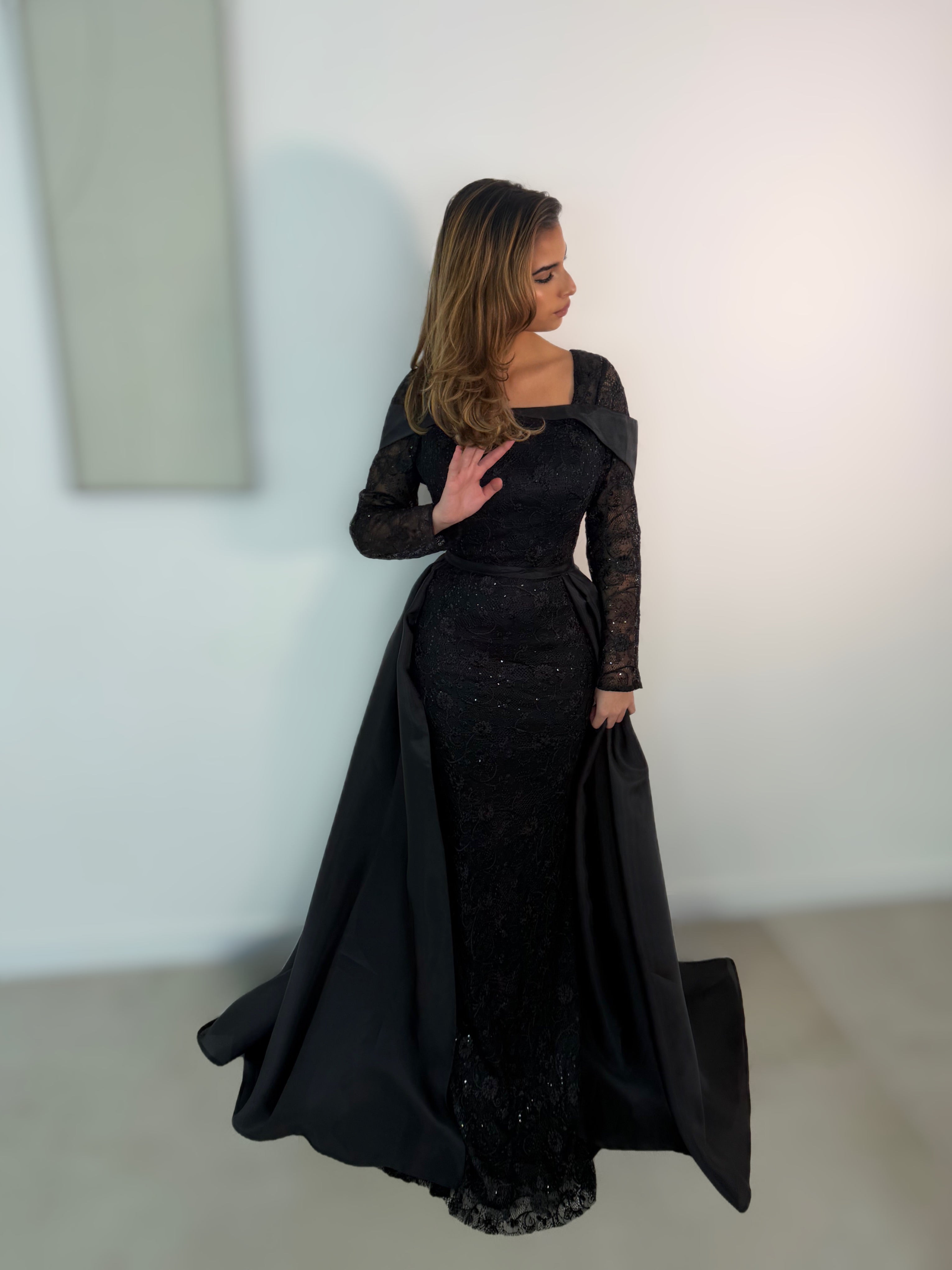 Esin dress black + plussizes