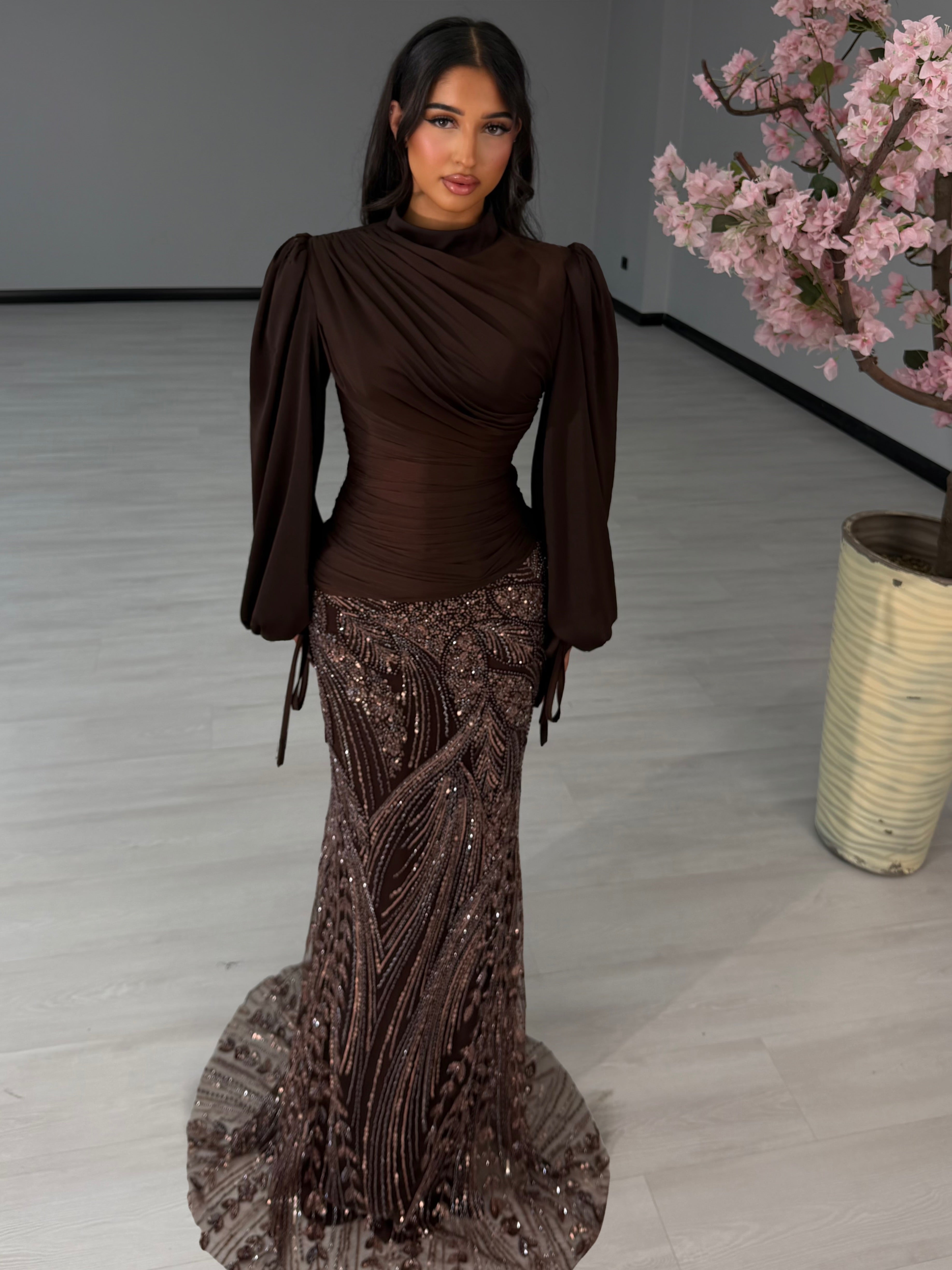 Sera dress brown pre order 26/08 available