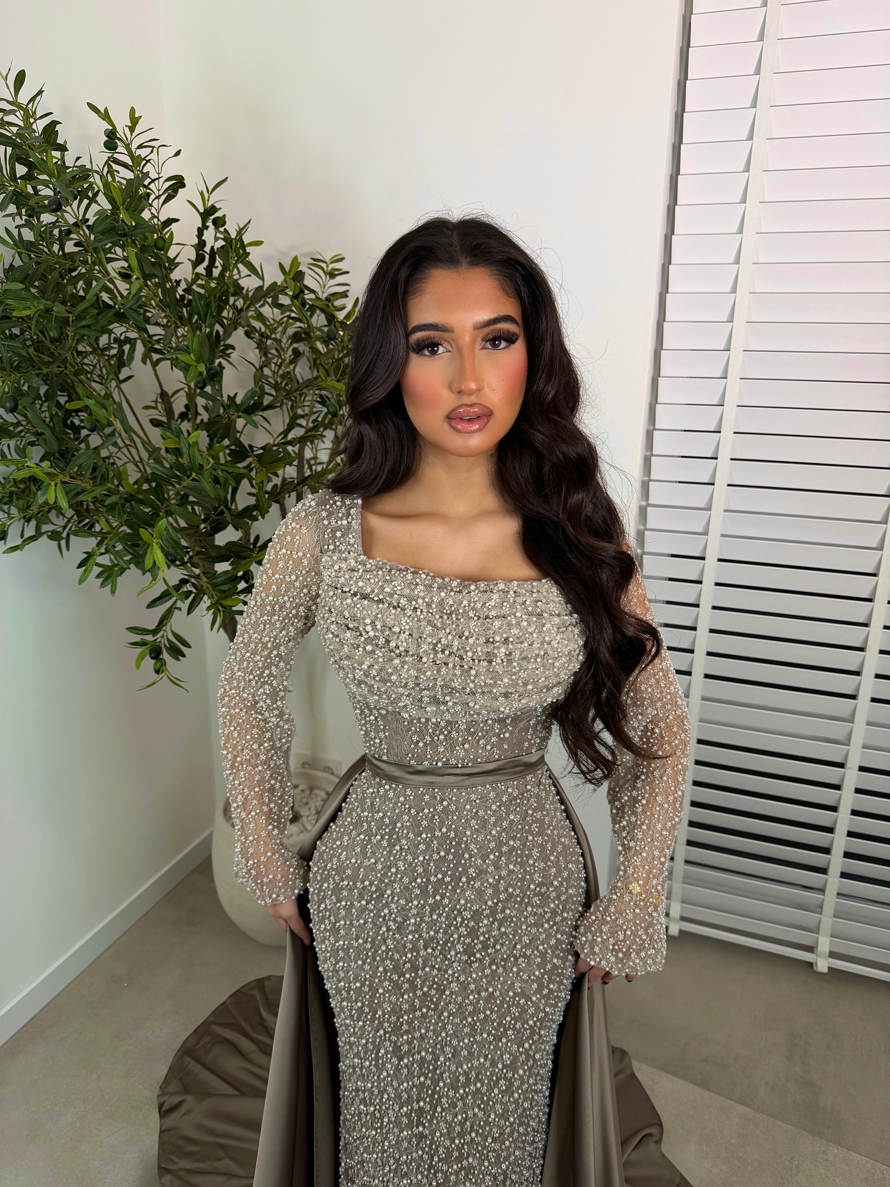 Haute Couture Neyla dress brown