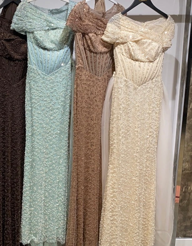 Yasemin dress mint pre order 26/08 available