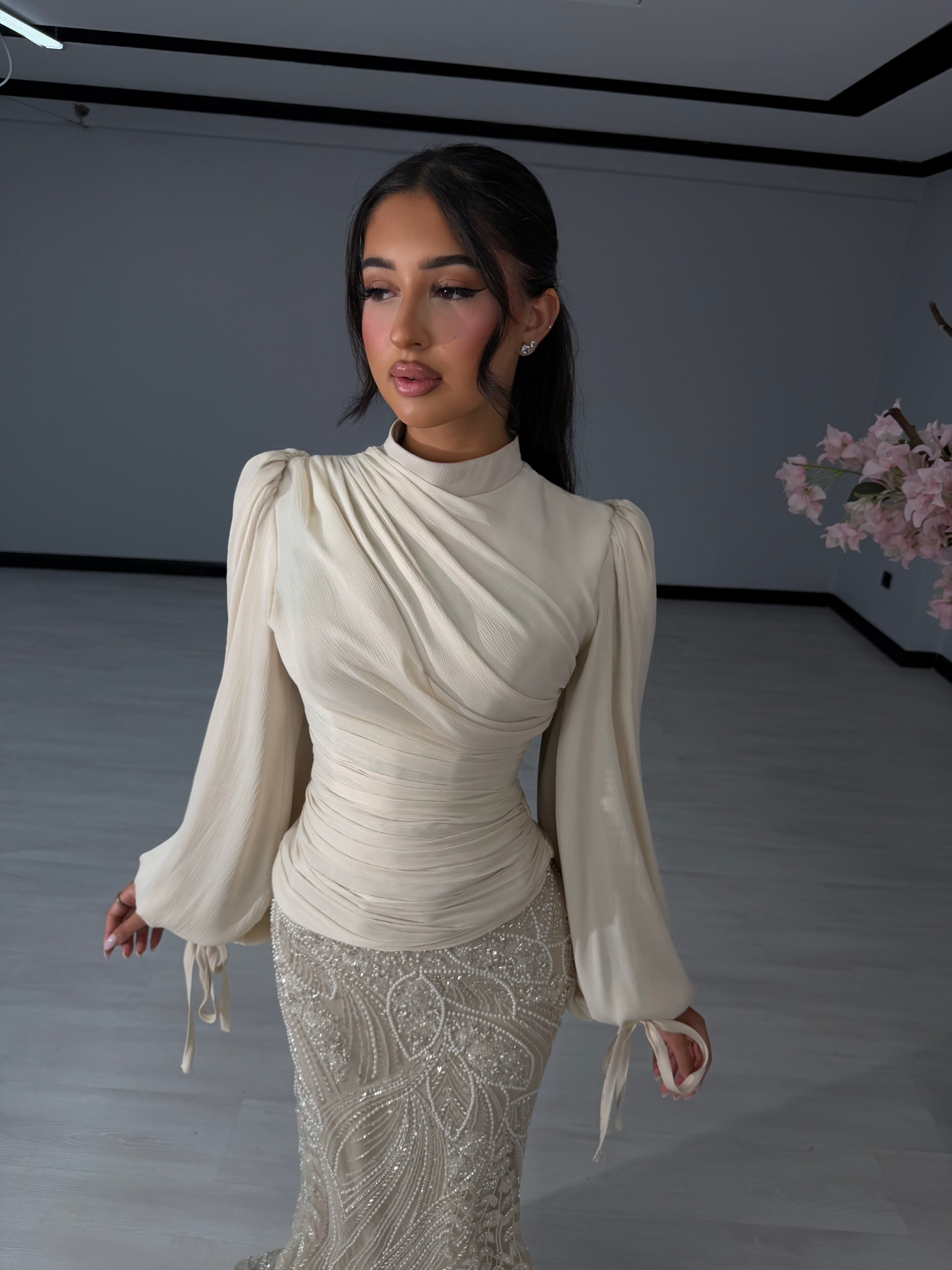 Sera dress beige pre order 26/08 available