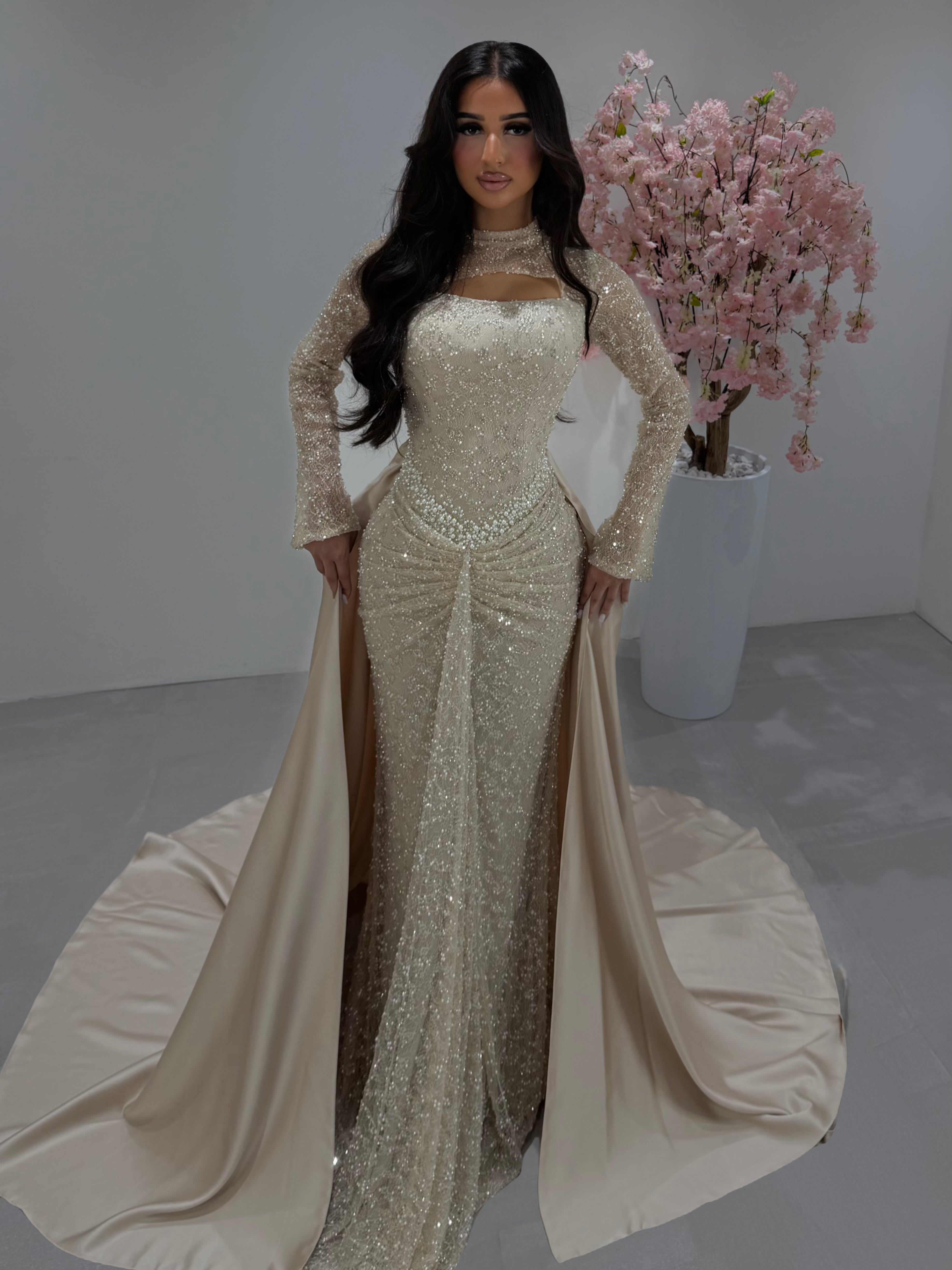 Haute Couture Parla beige
