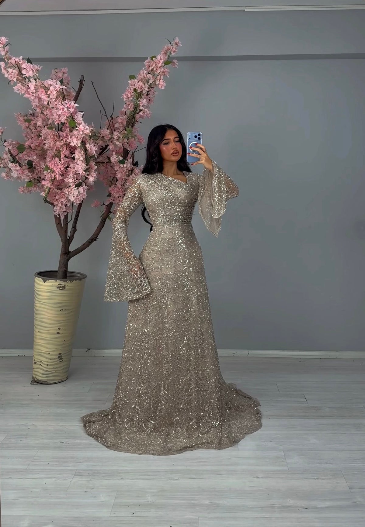 Exclusive dubaii dress